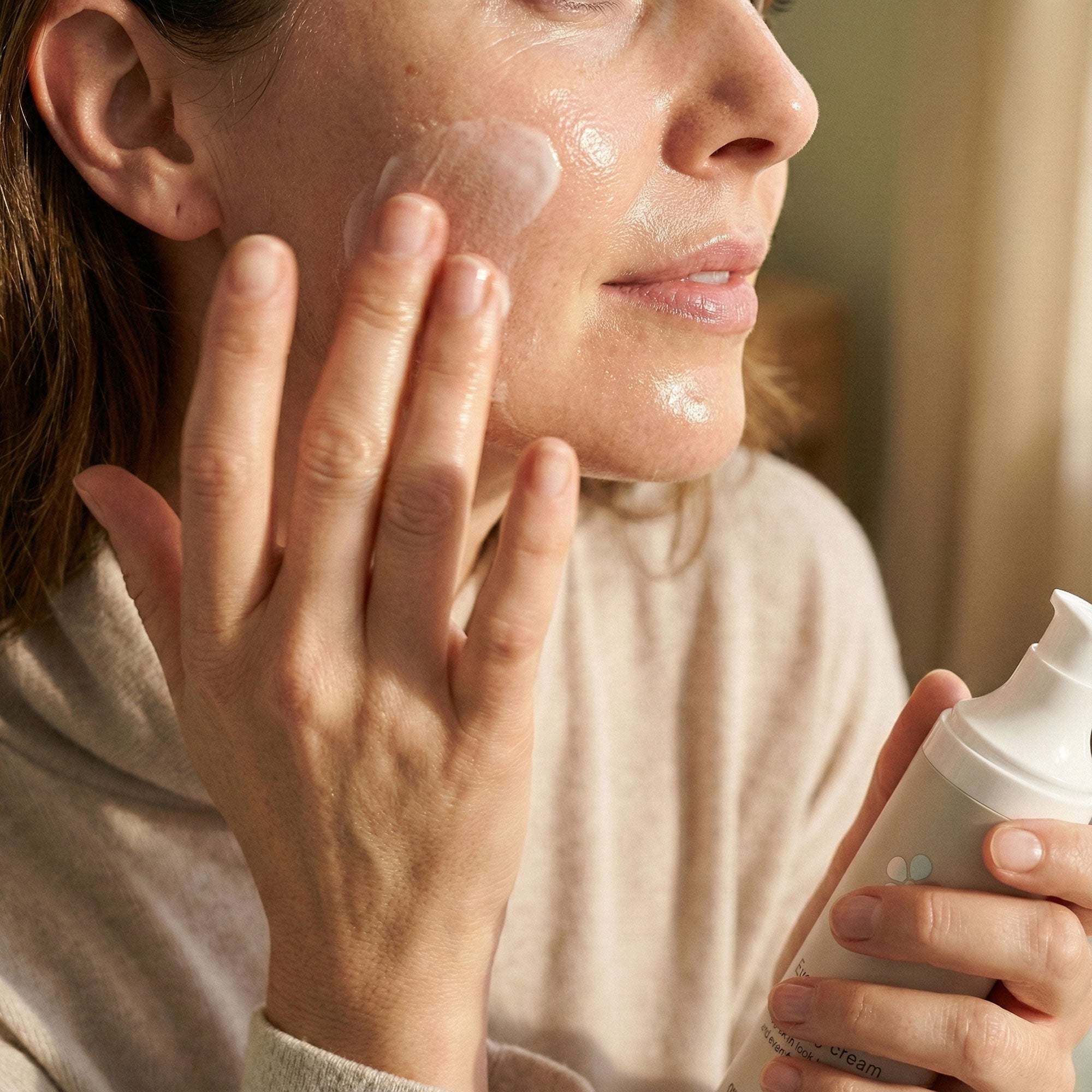 Even tone balancing cream